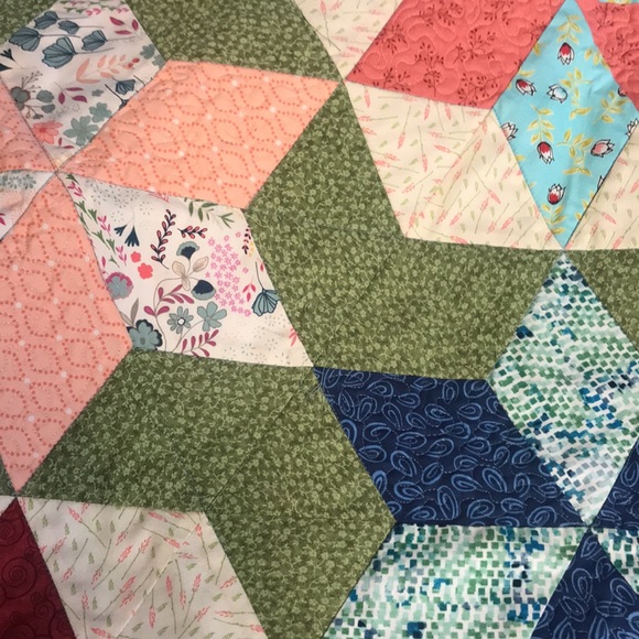 Quilted Pieced table topper - Picture 4 of 5